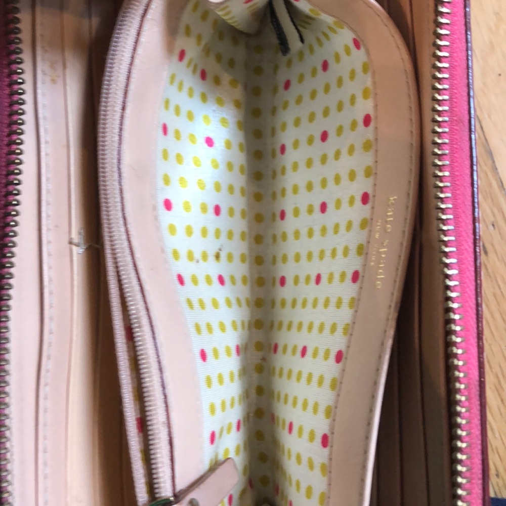 Kate Spade wallet - Picture 6 of 8